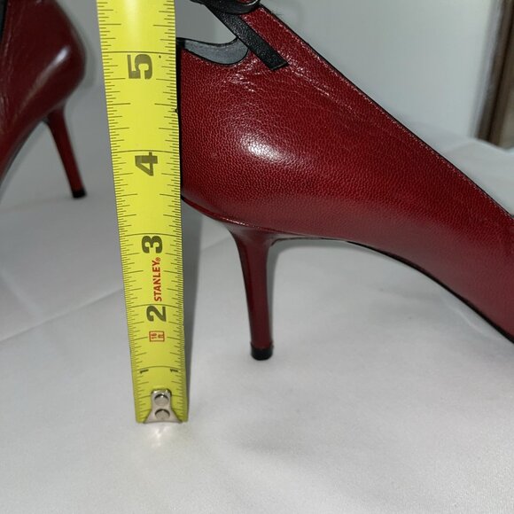 Richard Tyler Cherry Red,  Pointed high Heels, US size 8  made in Italy Bow - Picture 14 of 14